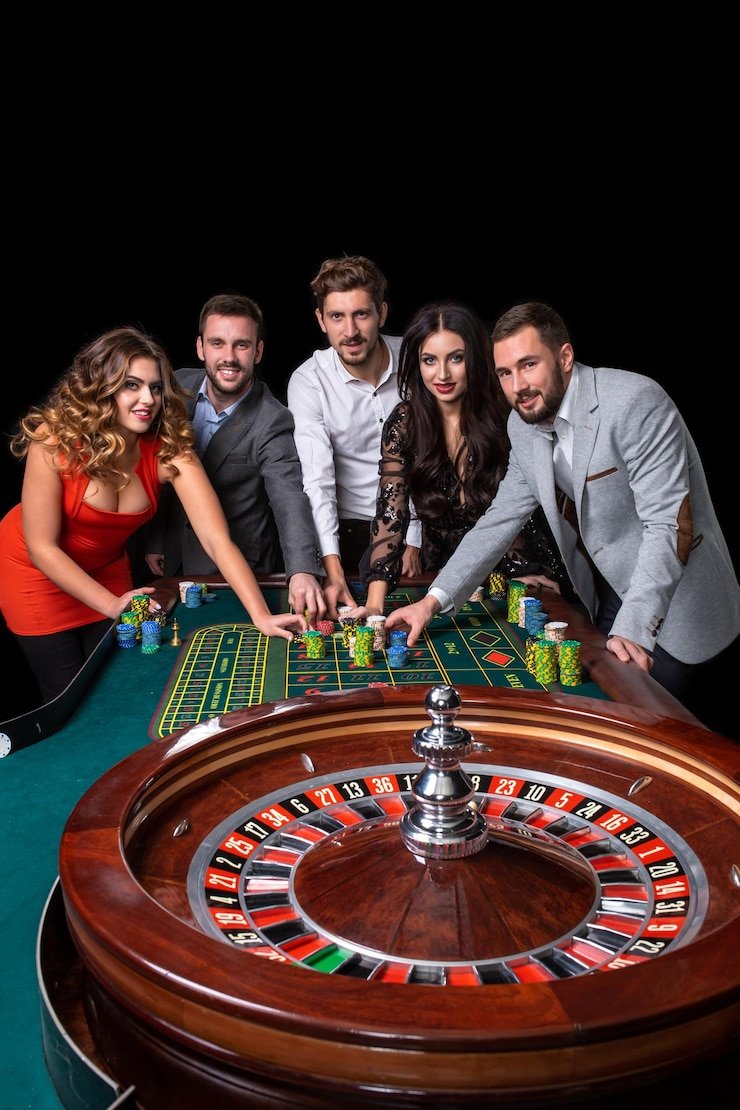 Pemain menikmati acara sepak bola di platform fajartoto dengan suasana seru dan interaktif